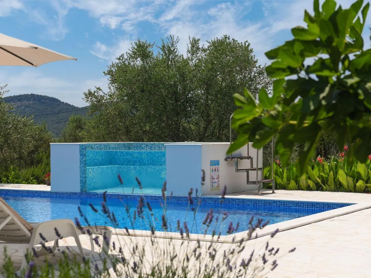 Holiday Home Anima By Interhome Galovac