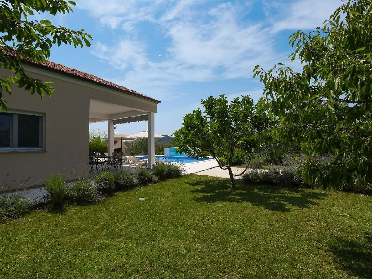 Holiday Home Anima By Interhome Galovac