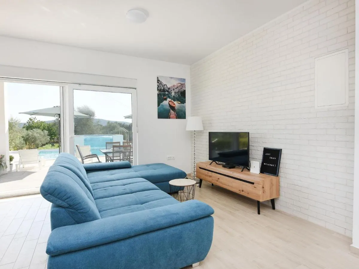 Holiday Home Anima By Interhome Galovac